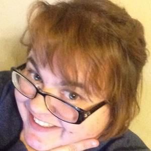 Meet your Posher, Carrie